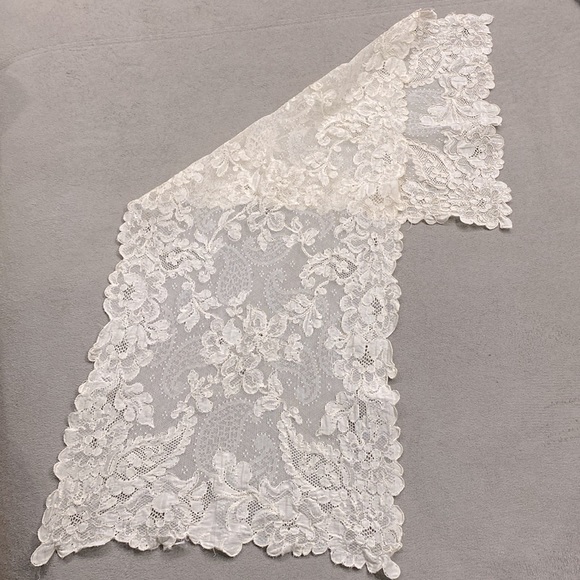 Vintage Crocheted Lace Dresser Table Cream Paisley Floral Runner Home Decor !! - Picture 6 of 8